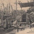 Tonkin - Conducteur de brouette passant sous (…)