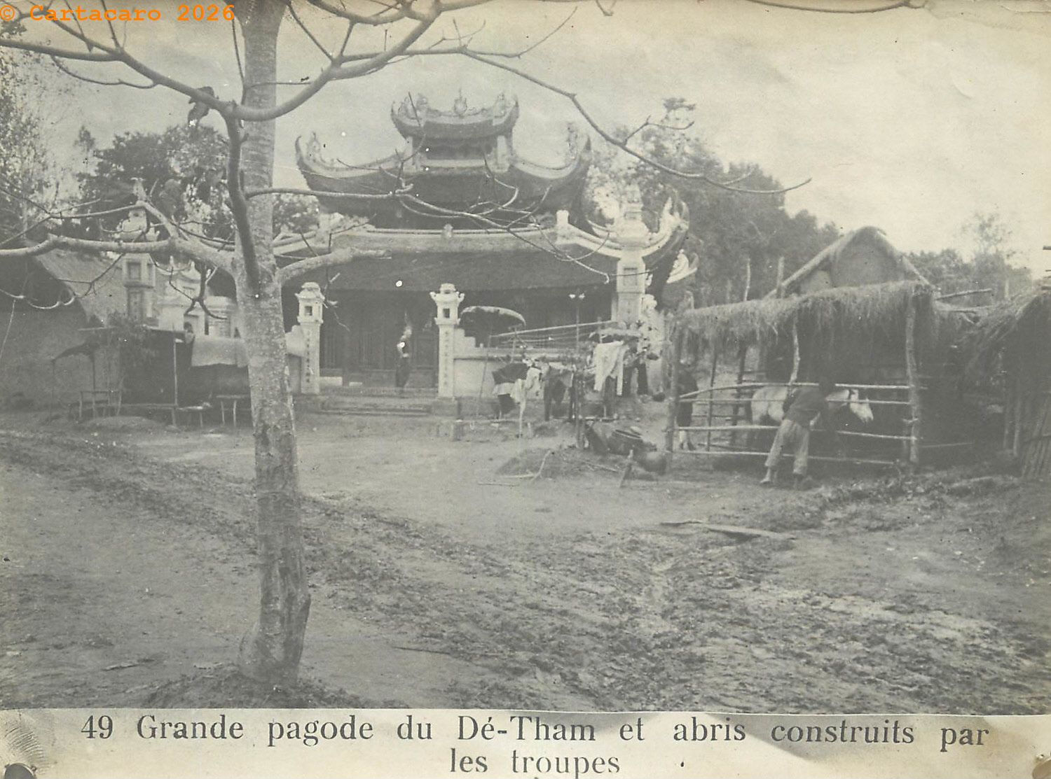 6261 - 49 Grand pagode du De Tham et abris construits par les troupes