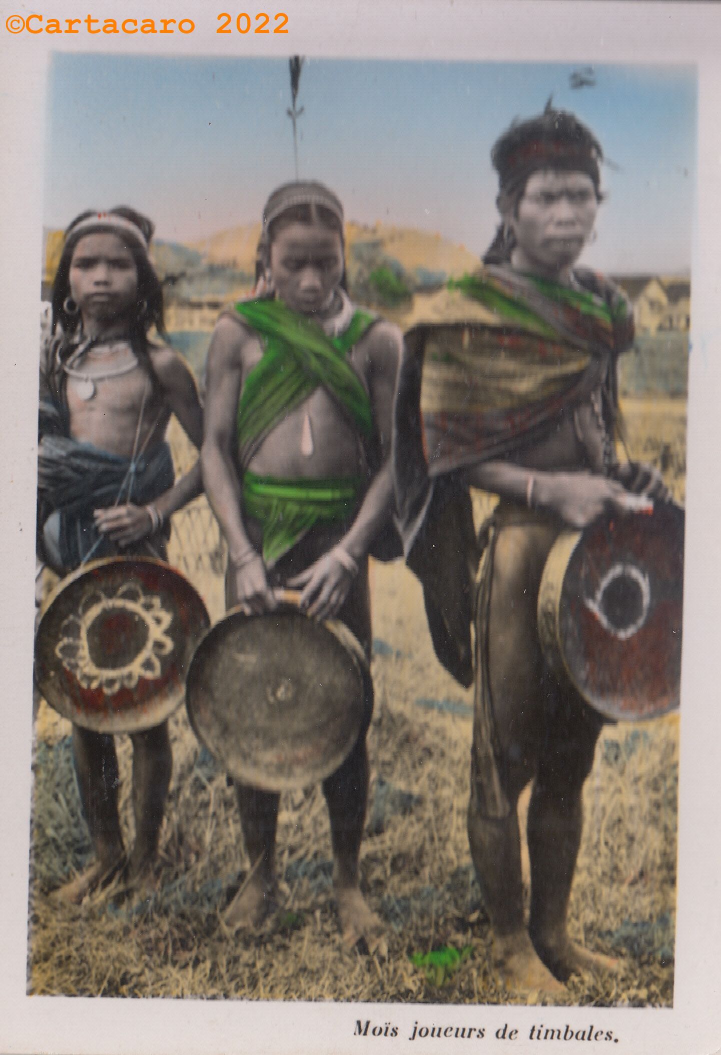 Centre et Sud Vietnam Moïs Joueurs de timbales Nam Phat 134 @M055 #5625