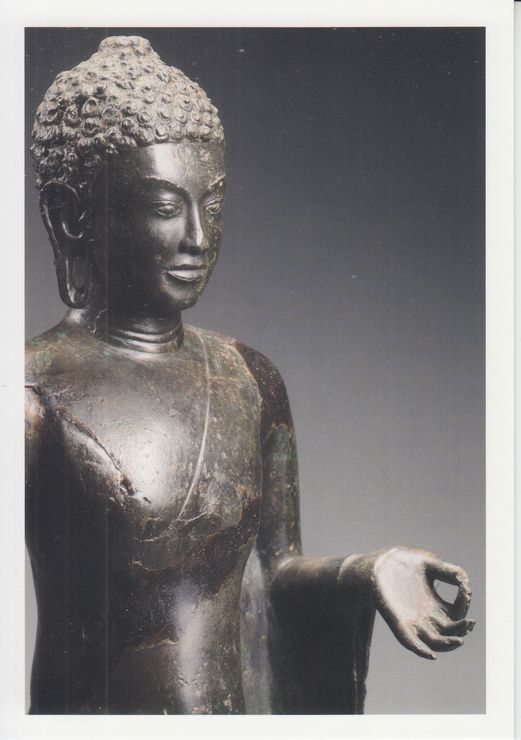 Bouddha faisant les geste de l'argumentation VIIe siècle Kompong Chnang Bronze à fort étain H 49, l 15,5, Pr 10 cm