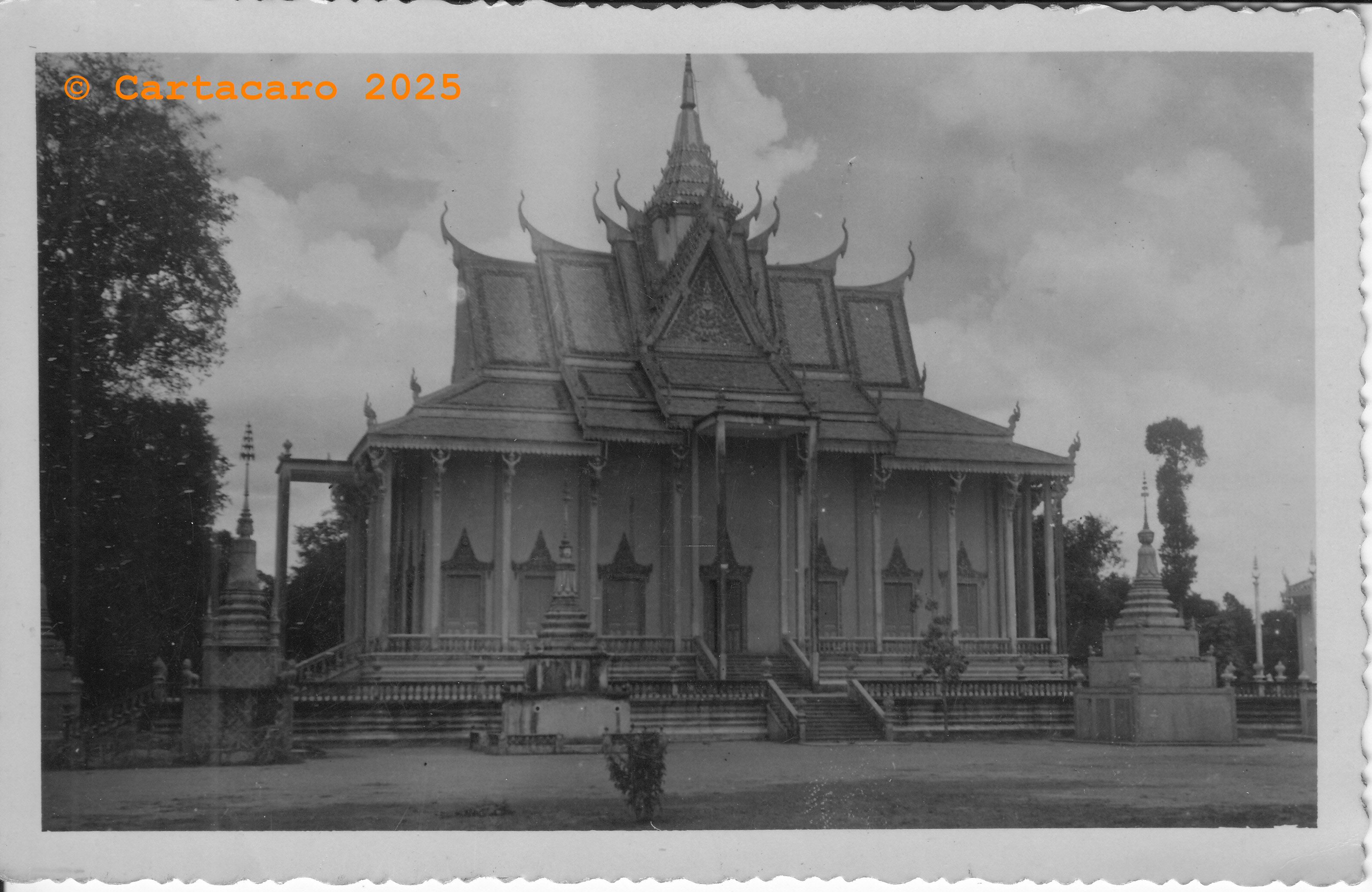 Cambodge Phnom Penh -Pagode éditeur inconnu, logo fer à cheval au dos @C0015 #5903