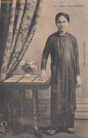 Cochinchine - Saigon - Jeune fille annamite - Wirth 6 - dos non divisé avant 1904 @4070 #4252