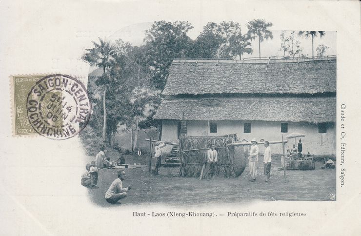 Haut Laos (Xieng Khouang) Préparatifs de fête religieuse #5567