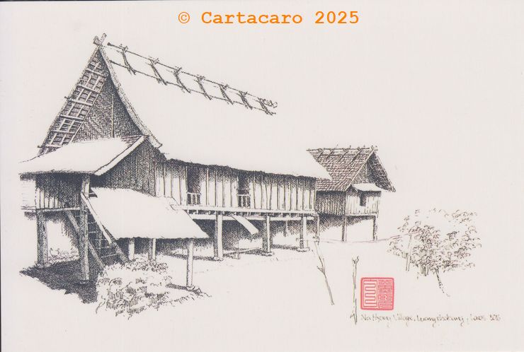 Laos, Maison en bois sur pilotis. Shine Phonepaseth